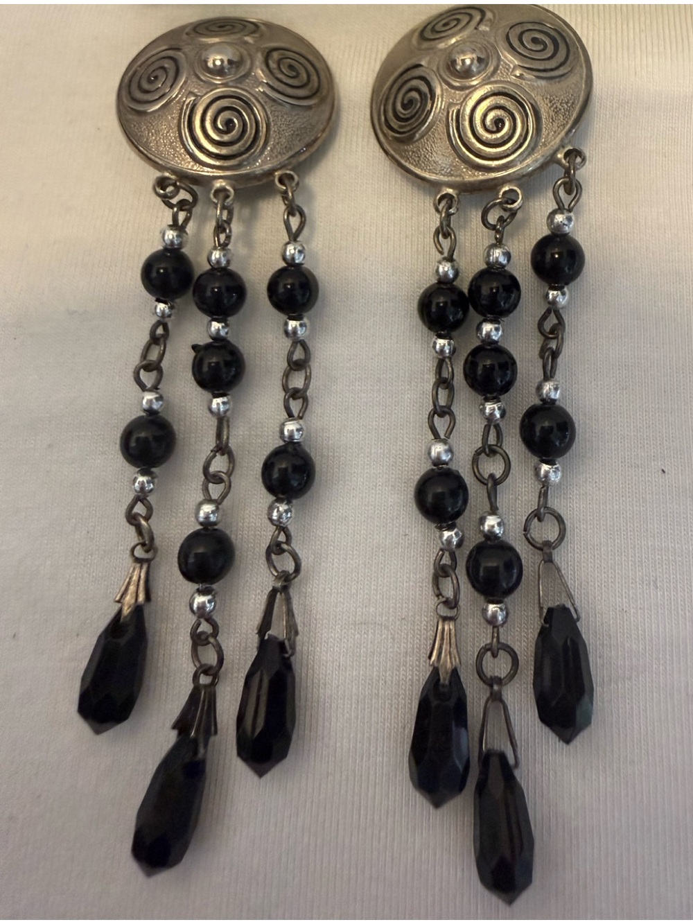 VGUVC Black Beaded Dangle CLIP Earrings with Contemporary Silver Swirl Tops